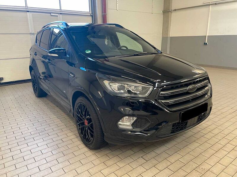 Ford Kuga ST-Line 1.5l Auto. 4x4*BI-XENON*NAVI*KAMERA
