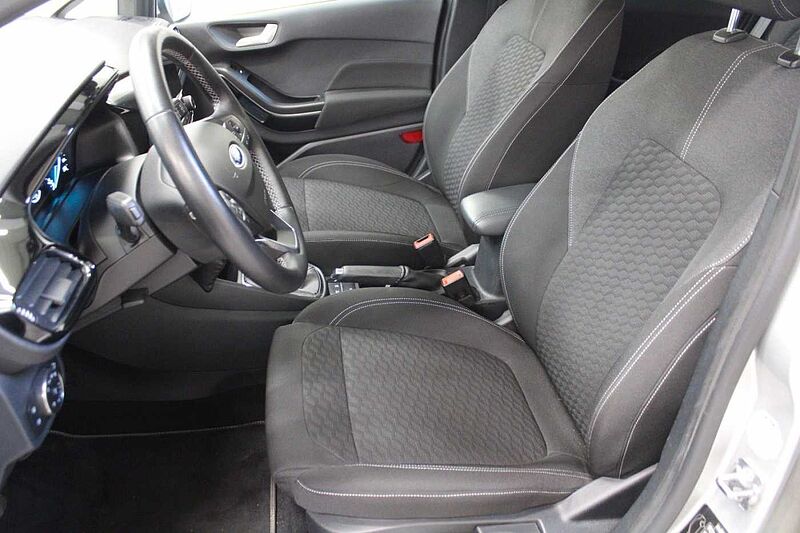 Ford Fiesta Titanium 1.0l MHEV/KAMERA/SHZ/LED/AHK/