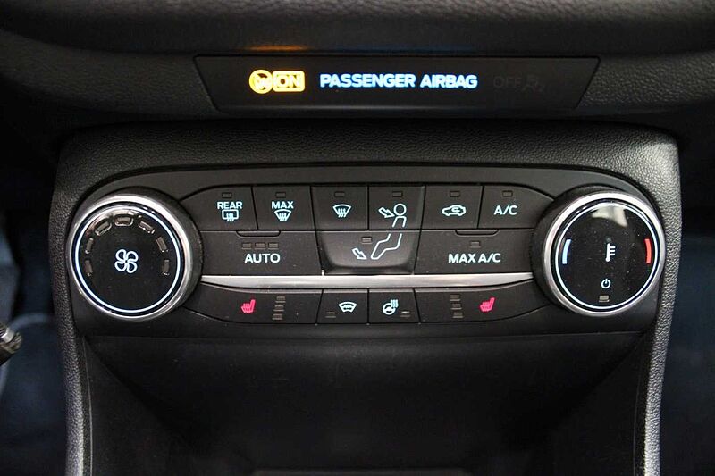 Ford Fiesta Titanium 1.0l MHEV/KAMERA/SHZ/LED/AHK/