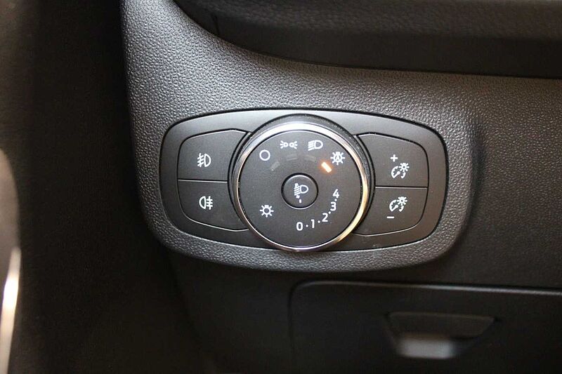 Ford Fiesta Titanium 1.0l MHEV/KAMERA/SHZ/LED/AHK/