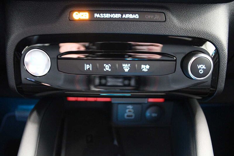 Ford Kuga 2.5l FHEV ST-Line, KAMERA/NAVI/LED
