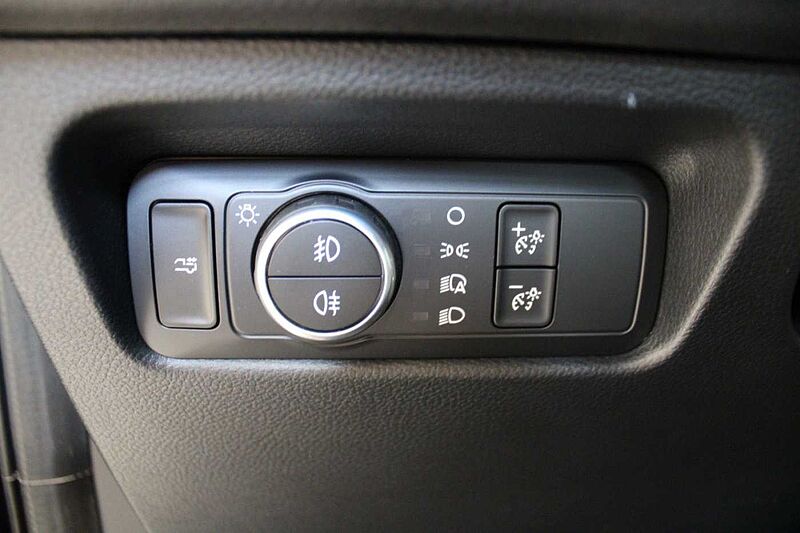 Ford Ranger Platinum DoKa 3.0 Auto, EL. ROLLO/AHK/iACC