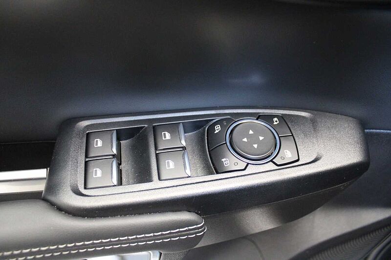 Ford Ranger Platinum DoKa 3.0 Auto, EL. ROLLO/AHK/iACC