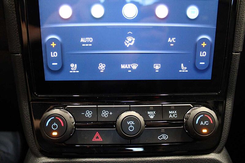 Ford Ranger Platinum DoKa 3.0 Auto, EL. ROLLO/AHK/iACC