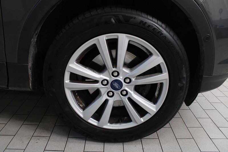 Ford Kuga Cool & Connect 1.5l/NAVI/AHK/PDC/LMR/SHZ/