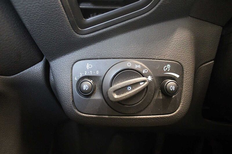 Ford Kuga Cool & Connect 1.5l/NAVI/AHK/PDC/LMR/SHZ/