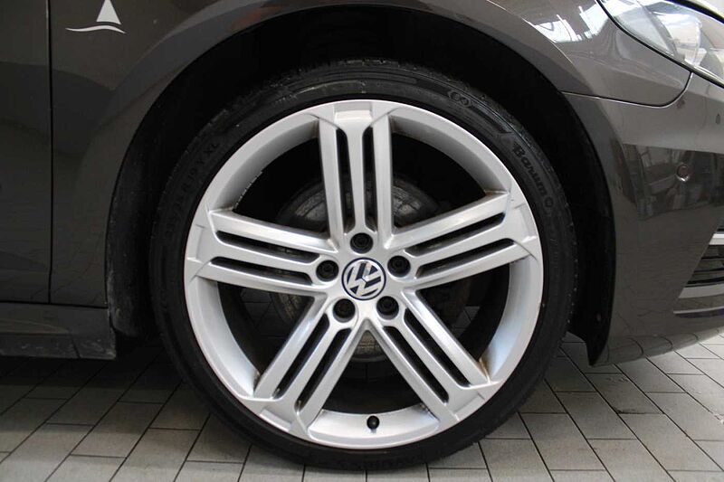 Volkswagen CC 2.0l TDI 4Motion Auto. /R-LINE/NAVI/ACC/AHK/