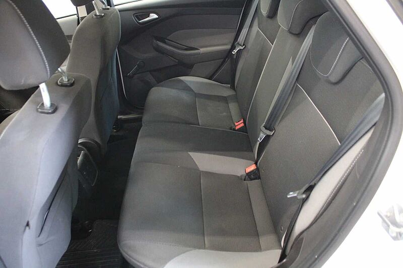 Ford Focus Turnier Trend 1.6l TDCI/AHK/KLIMA/RADIO