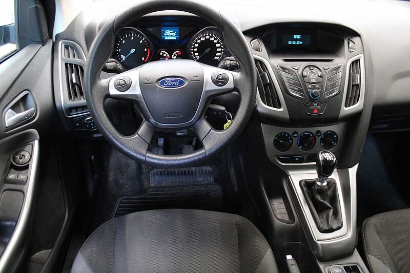 Ford Focus Turnier Trend 1.6l TDCI/AHK/KLIMA/RADIO