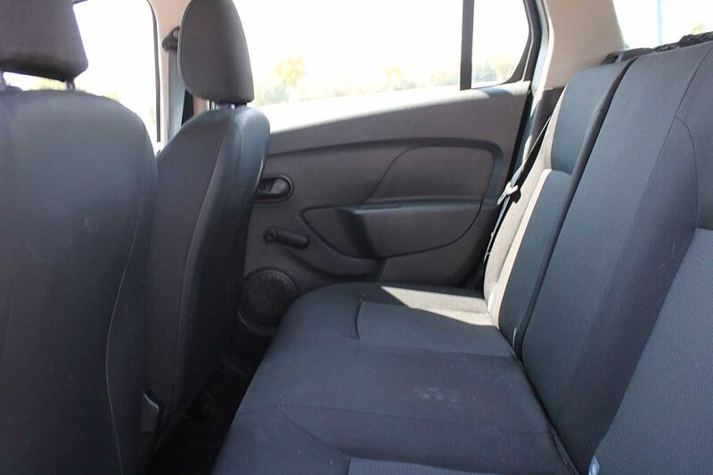 Dacia Logan MCV II Kombi Essentiel 1.2l / Radio /