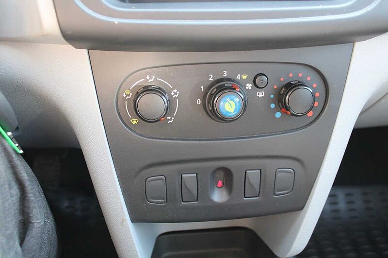 Dacia Logan MCV II Kombi Essentiel 1.2l / Radio /