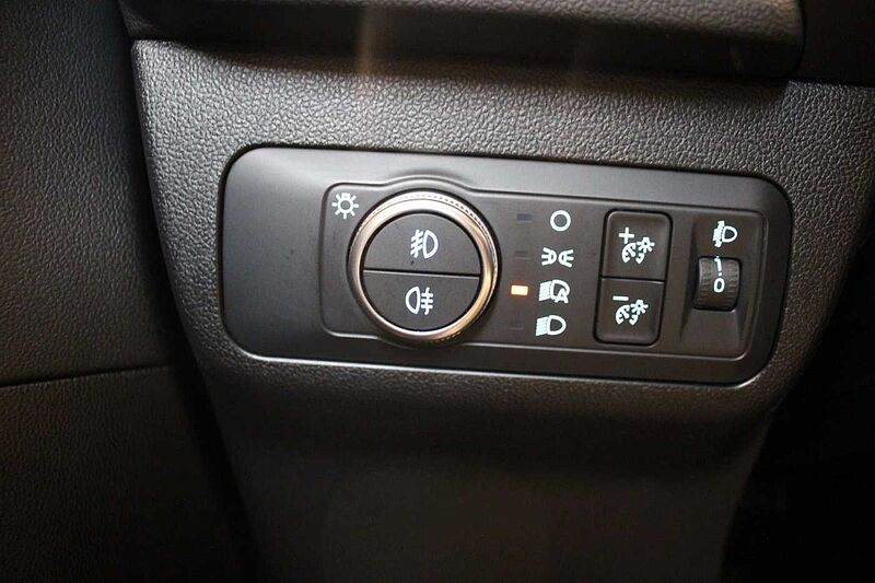 Ford Kuga Titanium 1.5l EcoBoost/ACC/NAVI/KAMERA/LED/